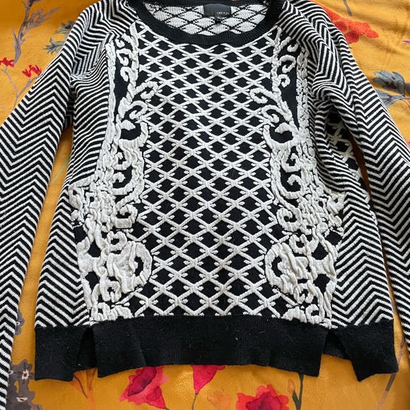 Greylin sweater - Picture 3 of 3